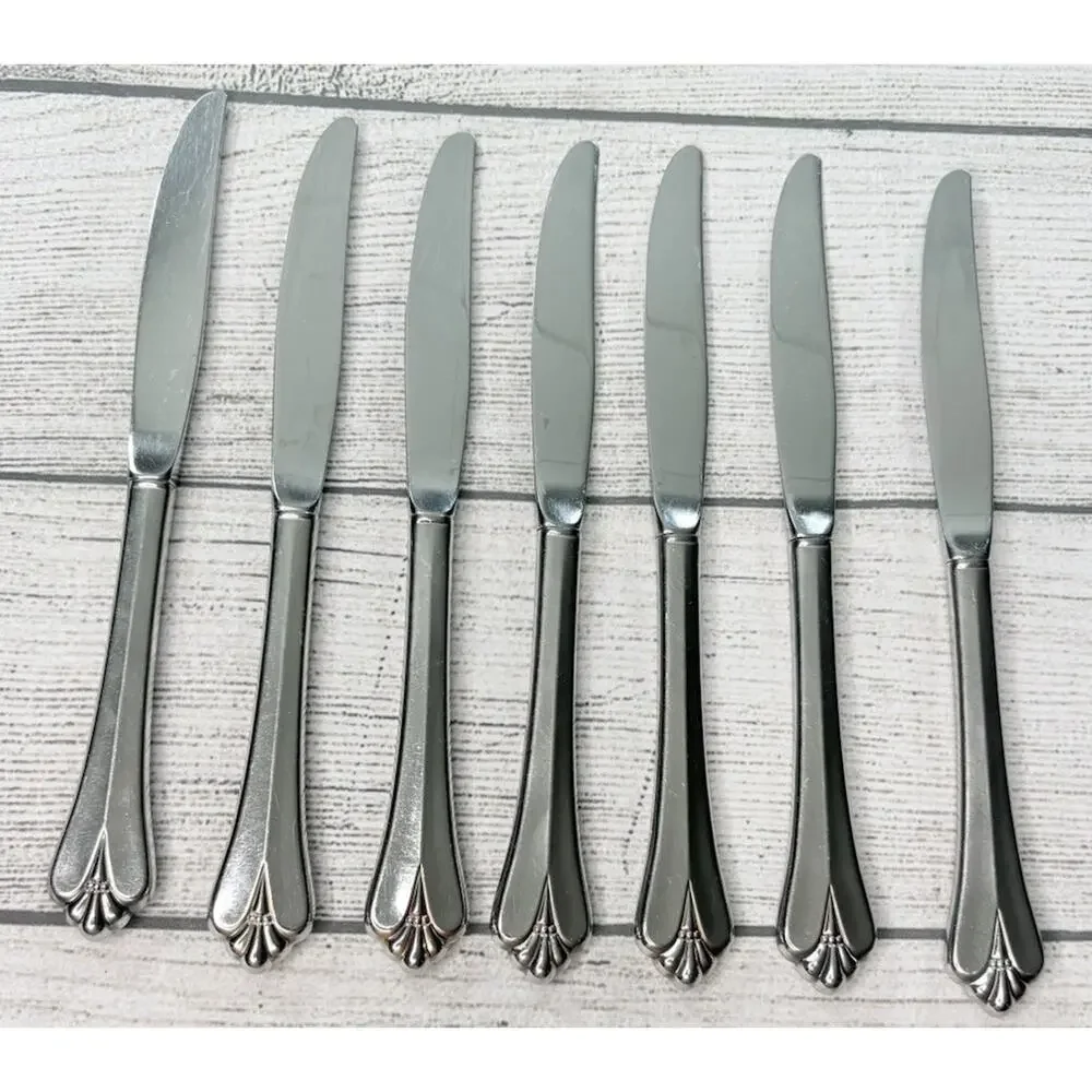 Oneida Community ROYAL FLUTE Dinner Knives Lot Of 7 Stainless Flatware